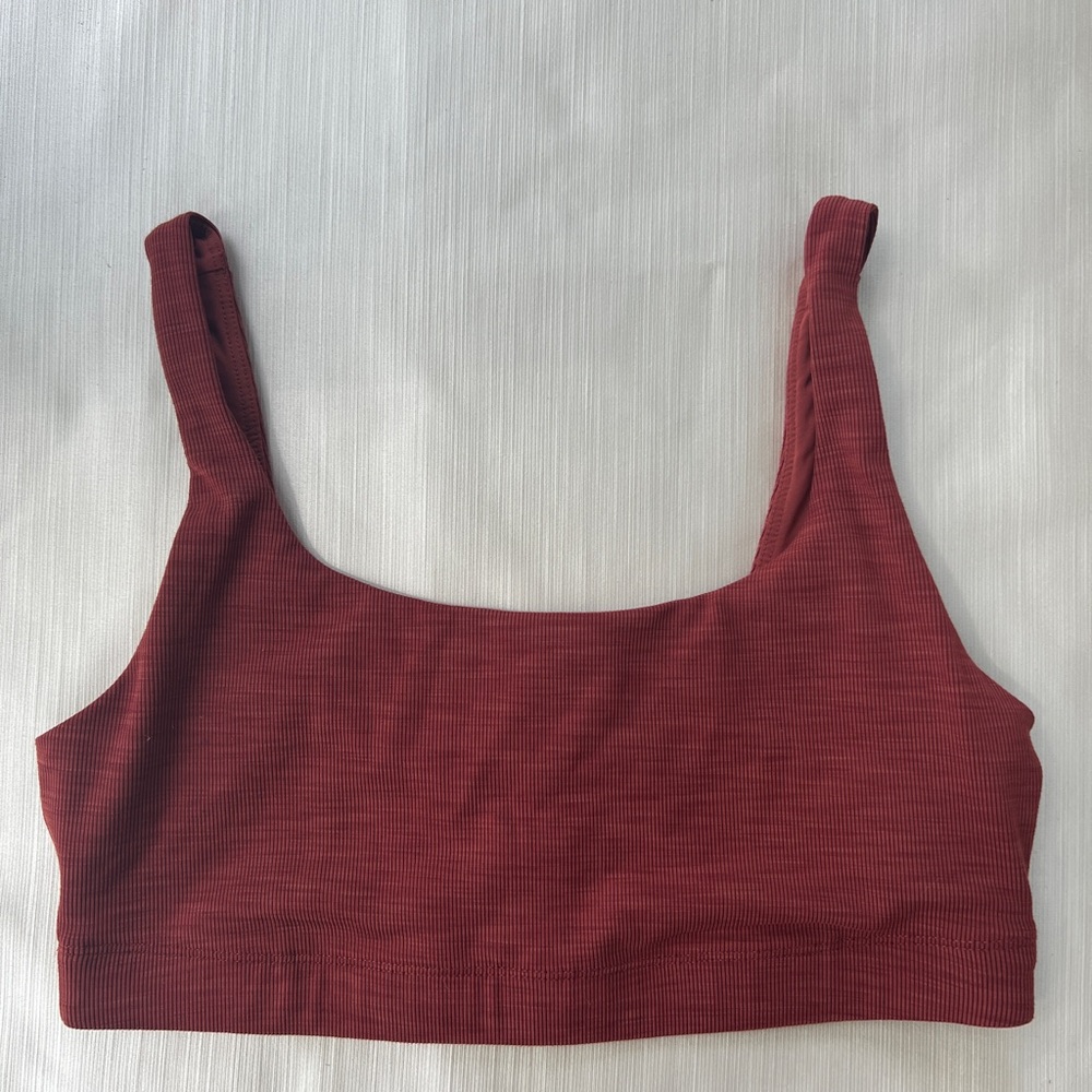 Vouri ribbed rust yoga bra